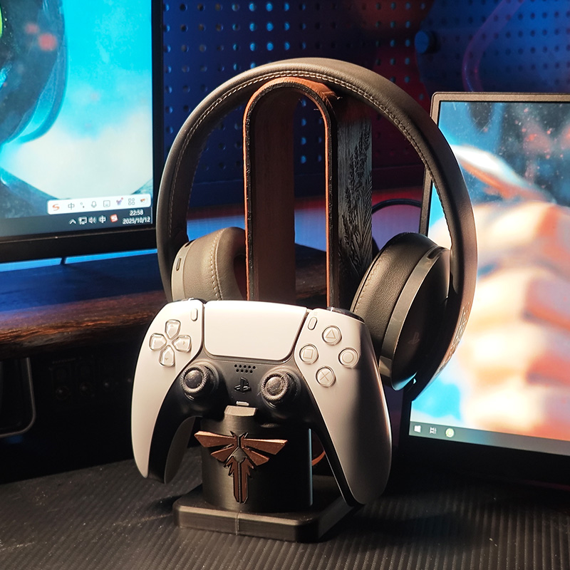 Gaming Console With Games - Handle Earphone Stand Zelda Anime Theme
